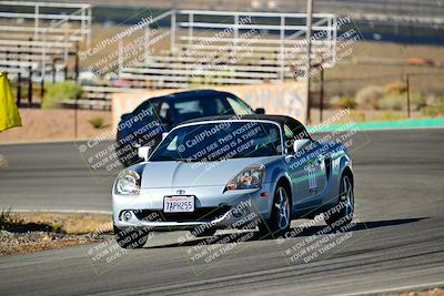 media/Oct-18-2025-Extreme Speed (Sat) [[d6d7e1fef1]]/Group 5/Session 1 (Turn 4)/